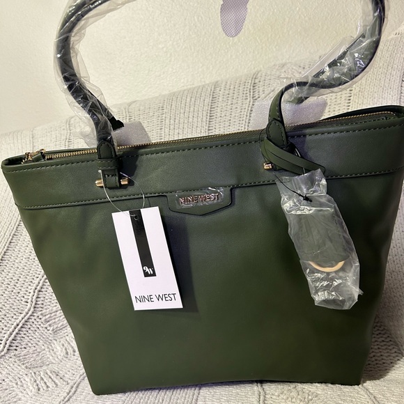 Nine West green tote bag - Picture 2 of 10